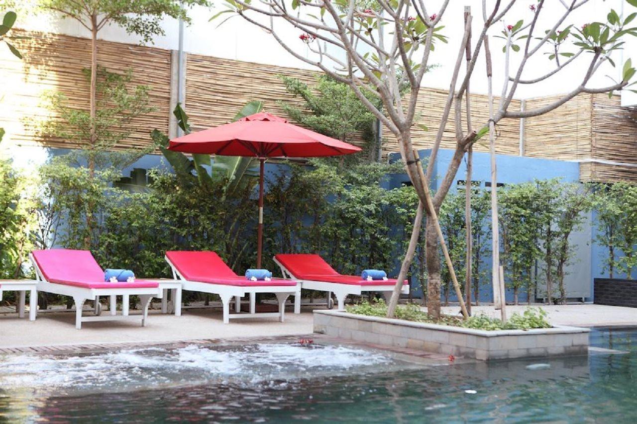 The Frangipani Living Arts Hotel And Spa Phnom Penh Exterior foto